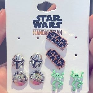 Mandalorian Earring Set